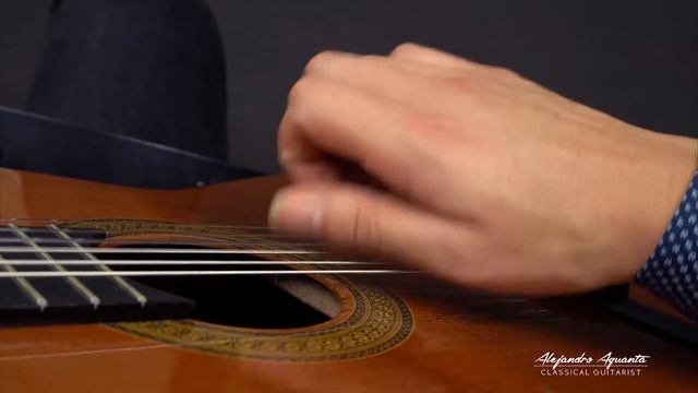 TARANTELLA NAPOLETANA - Performed by Alejandro Aguanta - Classical guitar смотреть онлайн