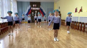 Танец "ВДВ! С неба - привет!" (сл. В. Прохоров, муз. В. Храпков, исп. А. Буйнов)