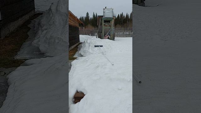 Дача,стройка,снег.