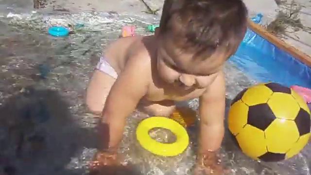 с Гриньки НОВЕЙШИЕ БАСЕЙНЫ в деревне ГРИНЬКИ смотреть онлайн