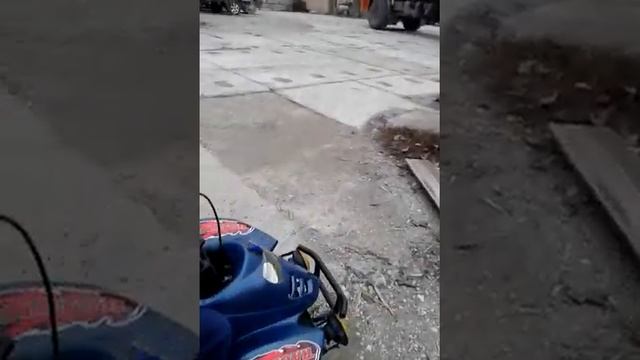 детский квадроцикл Даша и Катя смотреть онлайн