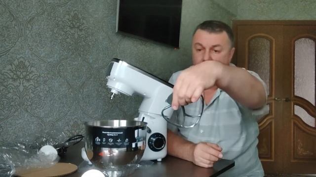 Обзор планетарного миксера BQ MX 340 смотреть онлайн