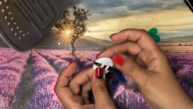 Словно живые стрекозы из экокожи смотреть онлайн