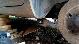 Замена сайлентблока своими руками на задней балке Nissan Note