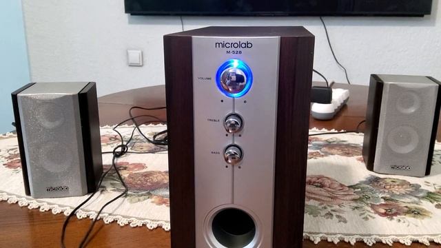 Microlab M-528 в паре с bluetooth ресивером Belkin. смотреть онлайн