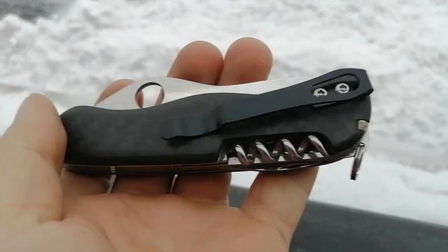 Накладки на нож Victorinox 111 мм из карбона смотреть онлайн