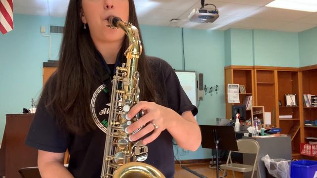 Hot Cross Buns on your Alto Sax смотреть онлайн
