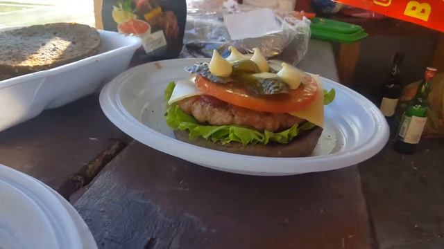 Шеф-бургер на природе! смотреть онлайн
