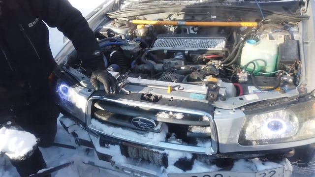 SUBARU FORESTER c ОТВАЛОМ! Бьем дорогу в -30! смотреть онлайн
