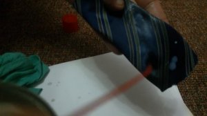 Как очистить замазку от одежды