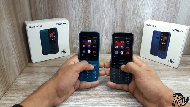 Nokia 215 4G & Nokia 225 4G Unboxing - Which Should You Buy ?