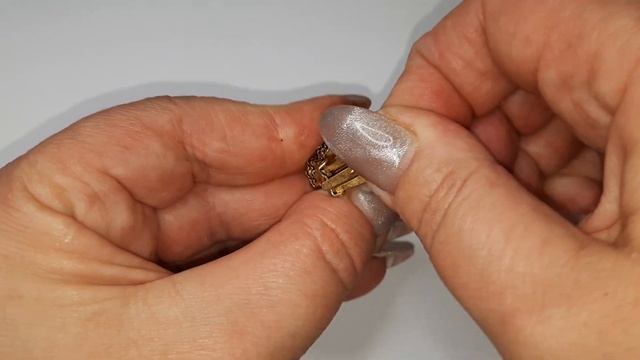 ПЕРЕДЕЛКА!!!Ремонт застежки клипсы.Переделка броши из клипсы. смотреть онлайн