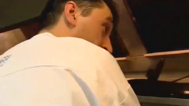Kitchen Nightmares UK - 3-02: Sandgate Hotel (2006) смотреть онлайн