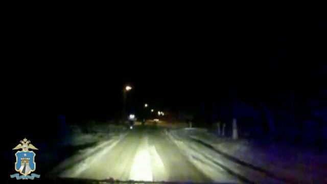 В селе Красногвардейском водитель пытался убежать от сотрудников ГАИ смотреть онлайн