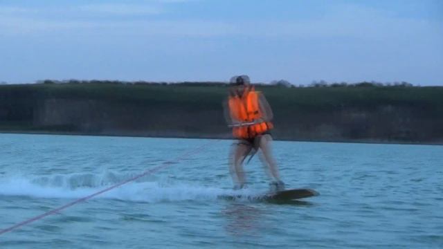 Буксировка вейкборда, Tohatsu 9.8 и Tarpon 9.9 . смотреть онлайн