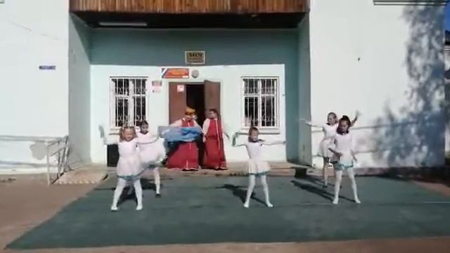 Танец "Морячки". Коллектив "Созвездие" смотреть онлайн