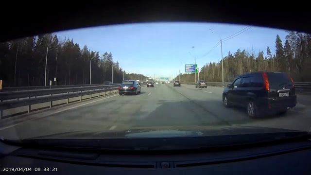Одинокий Aurus на дороге смотреть онлайн