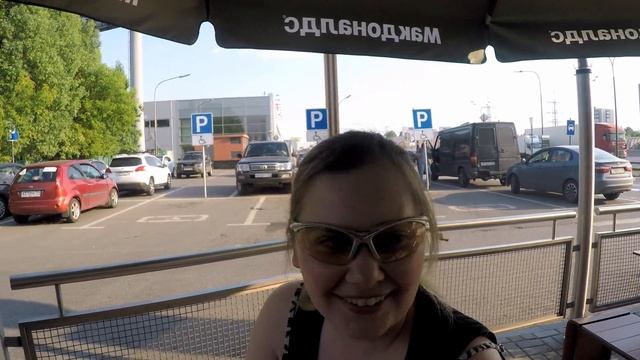 ЗНАКОМСТВО С ПОДПИСЧИКАМИ в МАКДАК || YOUTUBE или Instagram ? смотреть онлайн