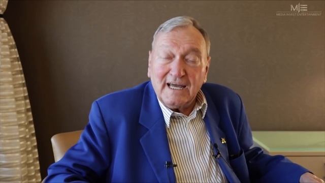 Erich von Daniken - ET's Promised Our Forefathers That They Will Return! смотреть онлайн