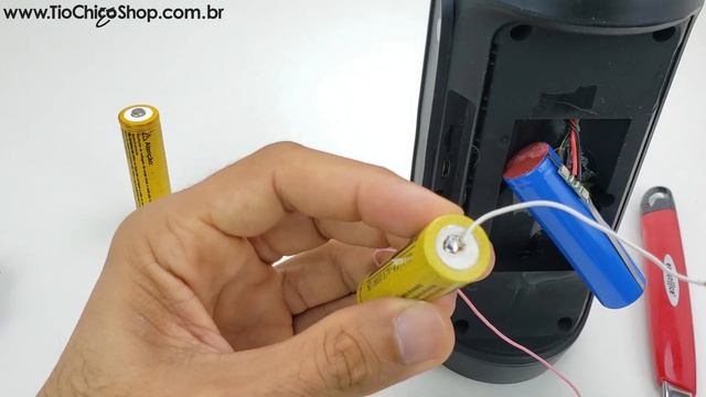 Como Trocar Bateria de Caixa de Som Bluetooth - Tio Chico Shop смотреть онлайн