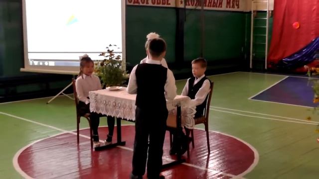 4 КЛАСС - МАМА УЧИТЕЛЬ (сценка)