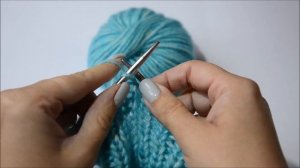 Детская манишка спицами / Вяжем быстро и красиво