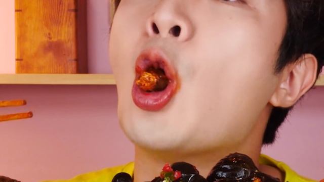 ENG SUB)Spicy Mara Assorted Mushrooms With Fire Sauce Eat Mukbang?Korean ASMR 후니 Hoony Eatingsound смотреть онлайн