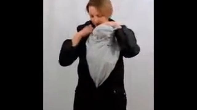 Как использовать слинговставку. Как носить в слинге зимой смотреть онлайн