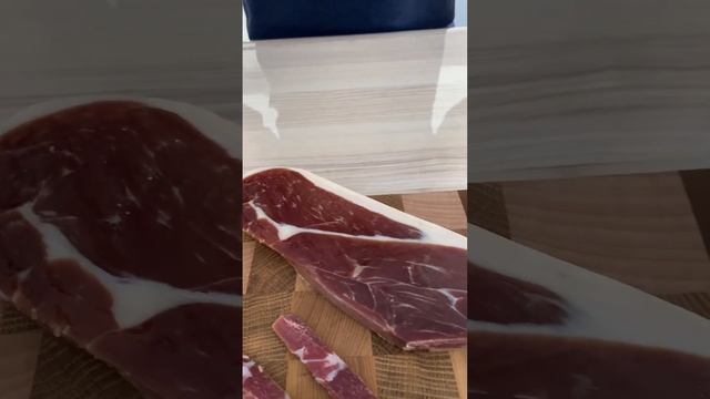 Пармская ветчина, прошутто крудо, матонелла из Италии смотреть онлайн