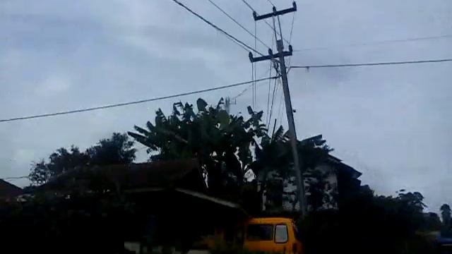 Jalan ke Kawah Putih Ciwendey.MP4 смотреть онлайн