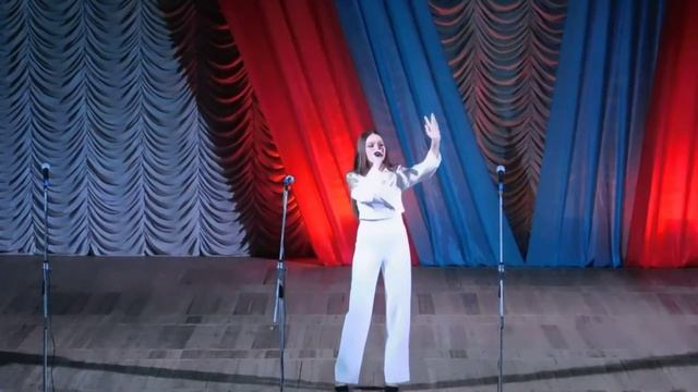 Бирюкова Анджелина - "Пока мы молоды" смотреть онлайн