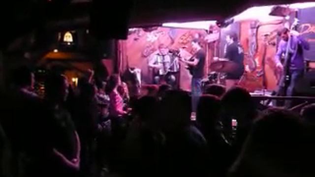 Бангладеш-Оркестр, Докер Паб, 19-20.11.2010 смотреть онлайн