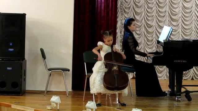 Л. Бетховен "Контрданс" смотреть онлайн