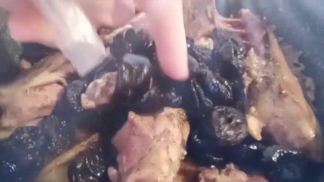 Тушёная утка с черносливом смотреть онлайн