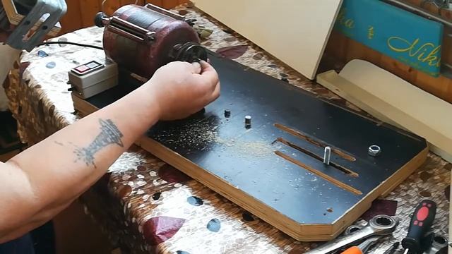 Токарный станок+приспособление для заточки ножей машина для стрижки