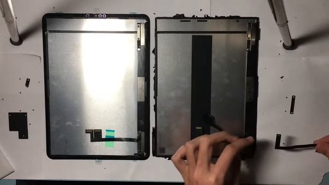 iPad Pro 11" 2018 Screen Replacement смотреть онлайн