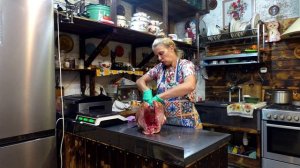 РЕШИЛИ ЭКОНОМИТЬ НА ДЕРЕВЕНСКИХ ДИСКОТЕКАХ