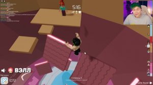 УЧУ свою ДЕВУШКУ играть в РОБЛОКС (Башня АДА)