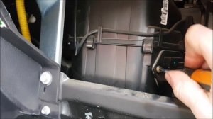 Замена реостата отопителя Ховер.