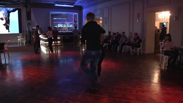 Диана Эстрада и Павел Собирай. Вечеринка Mamita. 2 февраля. смотреть онлайн