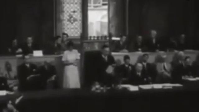 Konfrensi Meja Bundar смотреть онлайн
