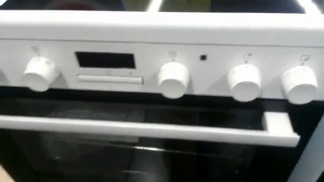 Плита электрическая Electrolux EKC96430AW смотреть онлайн