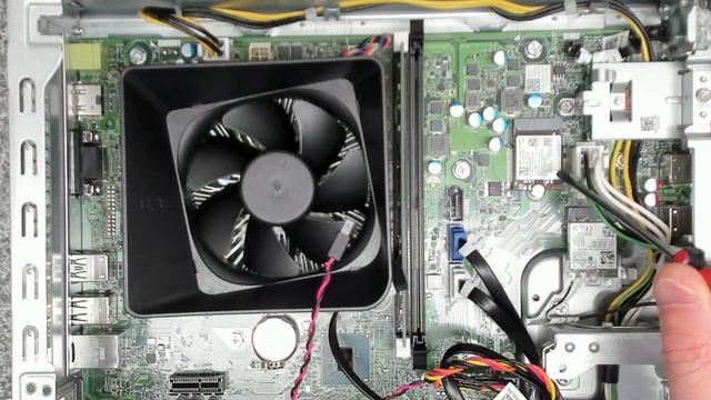 Dell Vostro 3681 review and looking at the upgrade options смотреть онлайн