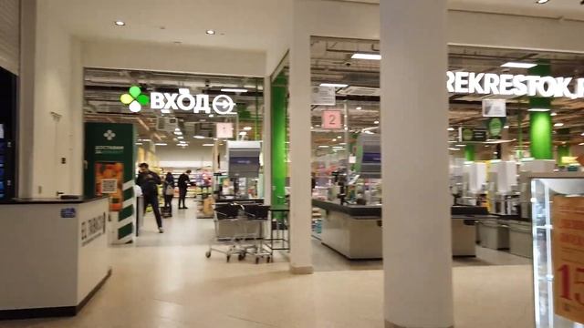 Обновленный кинотеатр «Янтарь» в Москве Многофункциональный общественный центр «Янтарь»