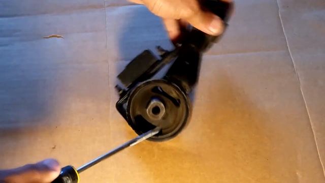 Engine Torque Strut Replacement Toyota Sienna 2005 смотреть онлайн