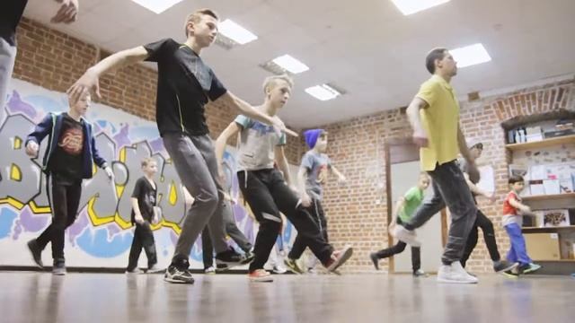 Мастер-класс от BBOY TSIPATRON (Mafia13/Свои Люди) смотреть онлайн