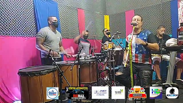 LIVE DIA DAS MÃE - LÉO BASTOS смотреть онлайн