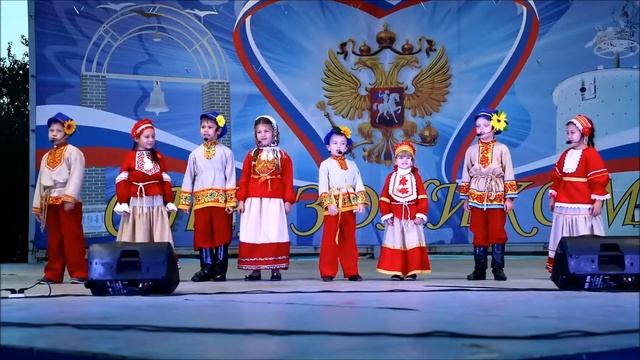 "Подарил колечко", Криниченьки, г. Ахтубинск, День города, 2018 г. смотреть онлайн