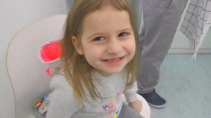 ВЛОГ Поход к стоматологу /Лечим Марку зубик