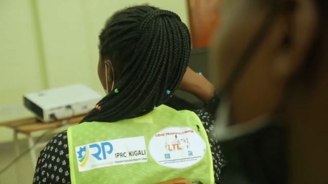 Introduction of AutoCAD Electrical to Women In Electrical Engineering of Rwanda. смотреть онлайн